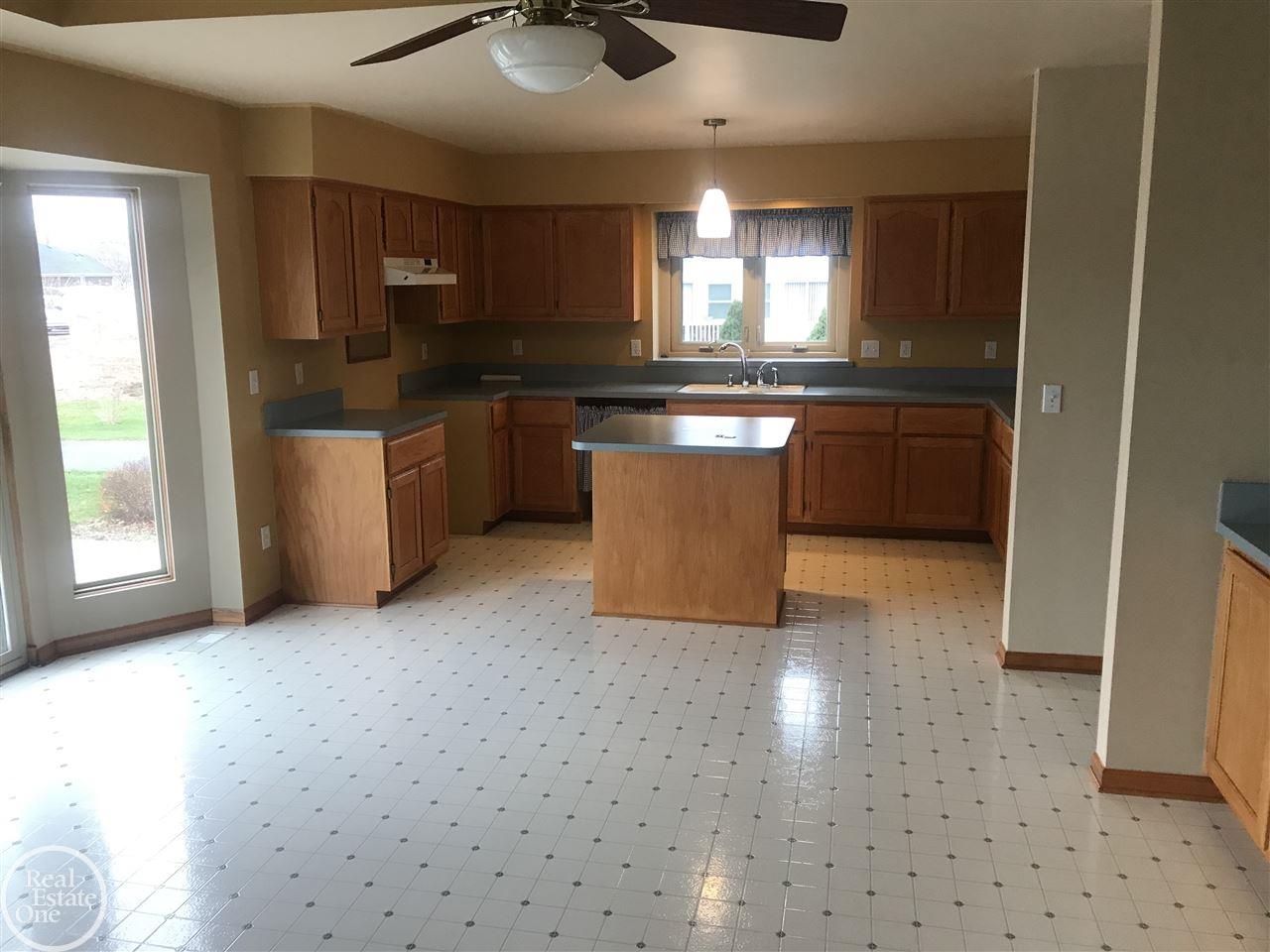 43150 Little Road Clinton Township, MI 48036 - Photo 4 of 17