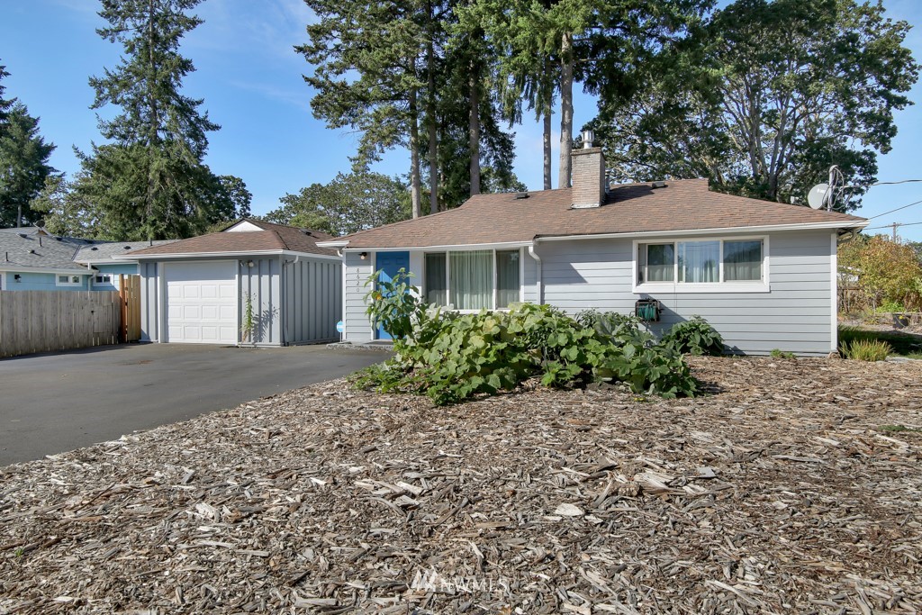 8620 Meadow Road Southwest Lakewood, WA 98499 - Photo 2 of 19 Gallery Image 2