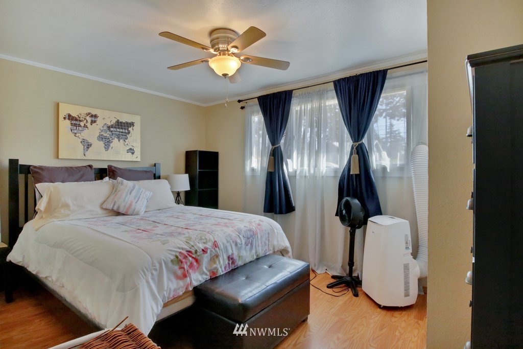 8620 Meadow Road Southwest Lakewood, WA 98499 - Photo 14 of 19 Gallery Image 14