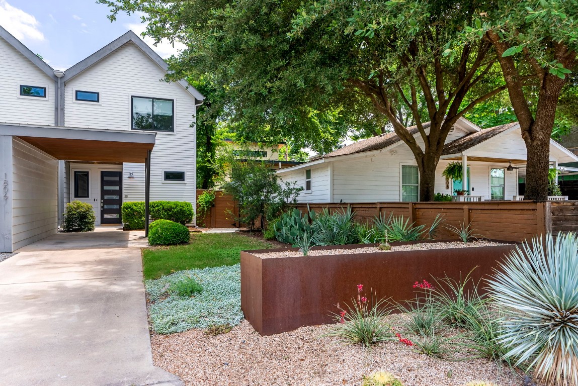 1806 Riverview Street, Unit B Austin, TX 78702 - Photo 1 of 1 front view of a house with a yard