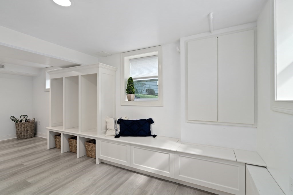 8 Partridge Road Wellesley, MA 02481 - Photo 22 of 30