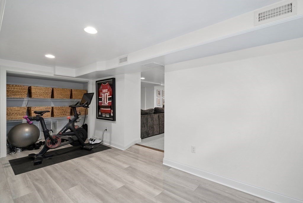 8 Partridge Road Wellesley, MA 02481 - Photo 24 of 30