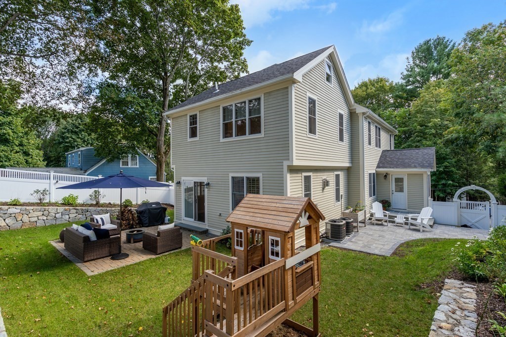 8 Partridge Road Wellesley, MA 02481 - Photo 26 of 30