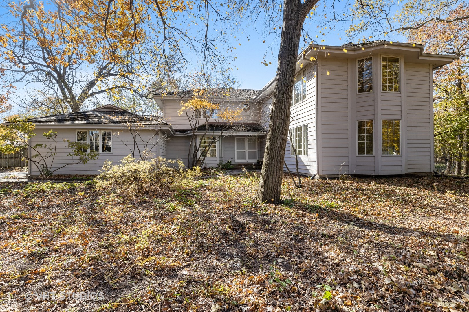 178 Maplewood Road Riverside, IL 60546 - Photo 3 of 37