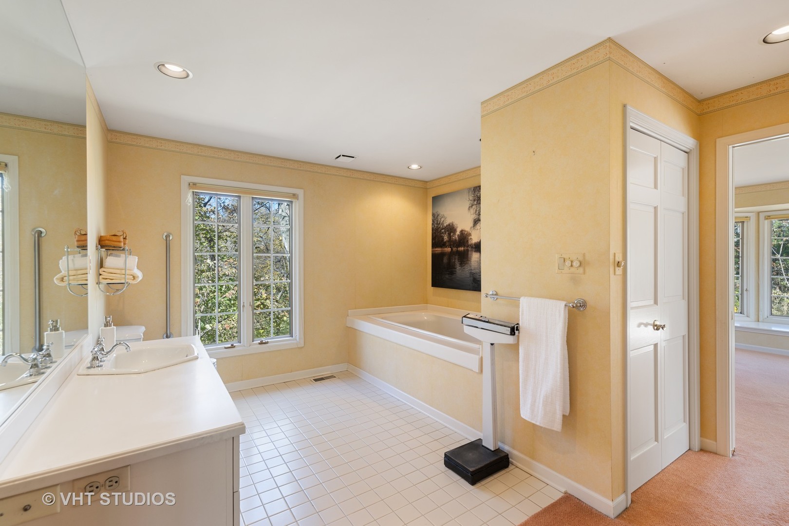178 Maplewood Road Riverside, IL 60546 - Photo 22 of 37