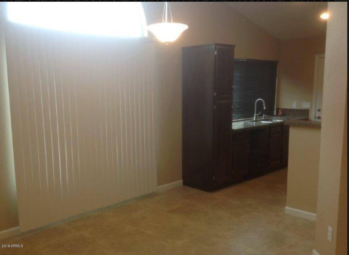 1702 East Darrel Road Phoenix, AZ 85042 - Photo 5 of 16 FullSizeRender (5)