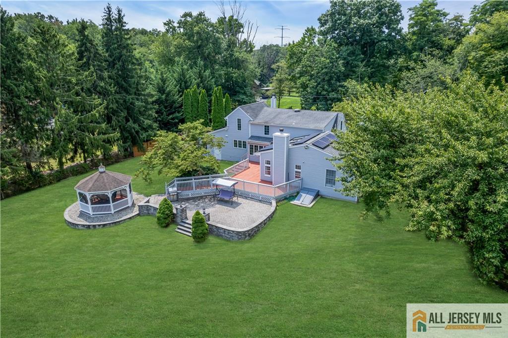267 Friendship Road Cranbury, NJ 08512 - Photo 4 of 53