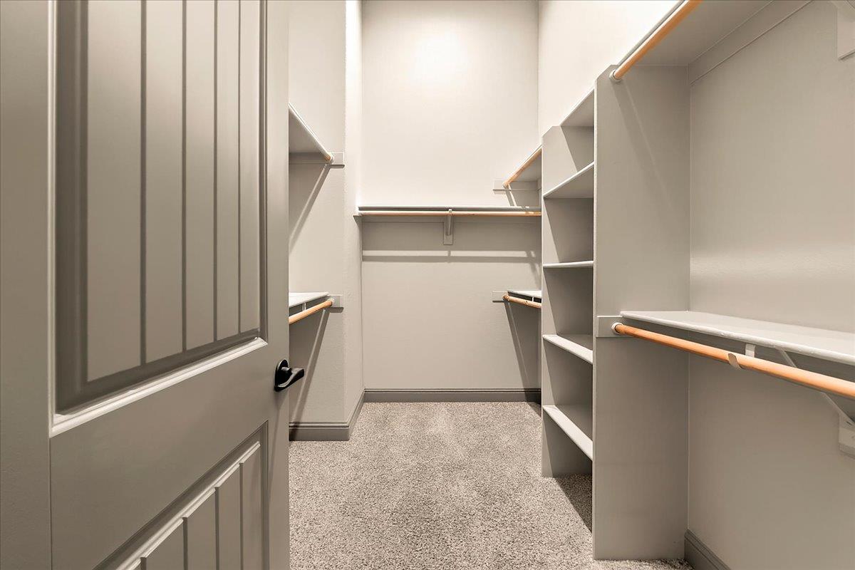 921 Hackberry Avenue Modesto, CA 95350 - Photo 22 of 34