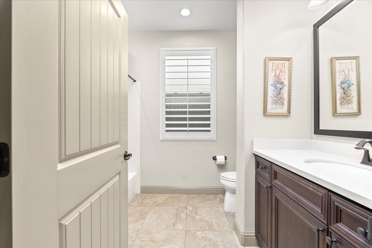 921 Hackberry Avenue Modesto, CA 95350 - Photo 25 of 34