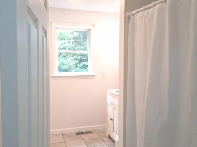 $290,000 | 242 Herrick Road, Brooklyn, CT 06234