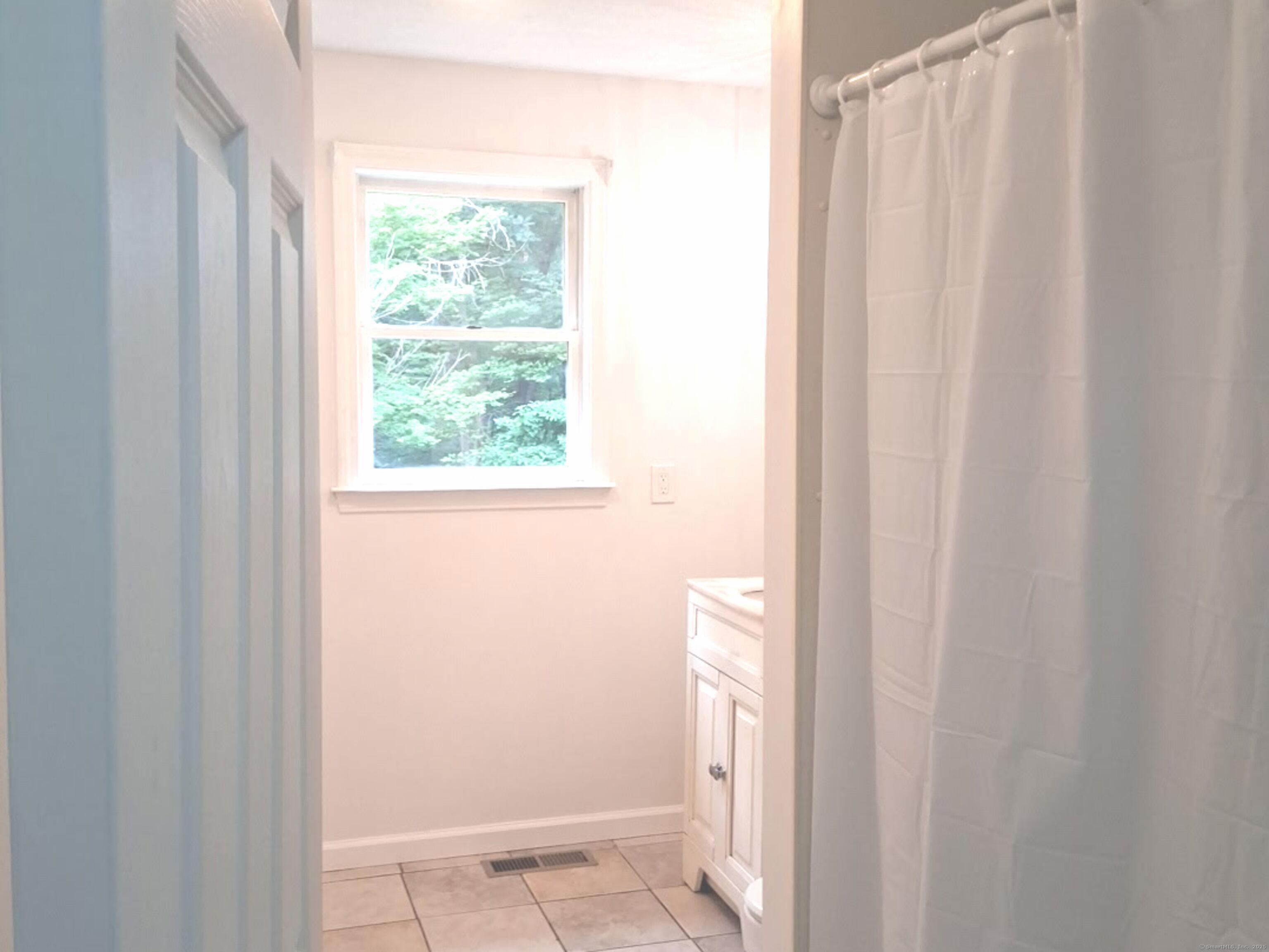 242 Herrick Road Brooklyn, CT 06234 - Photo 13 of 32