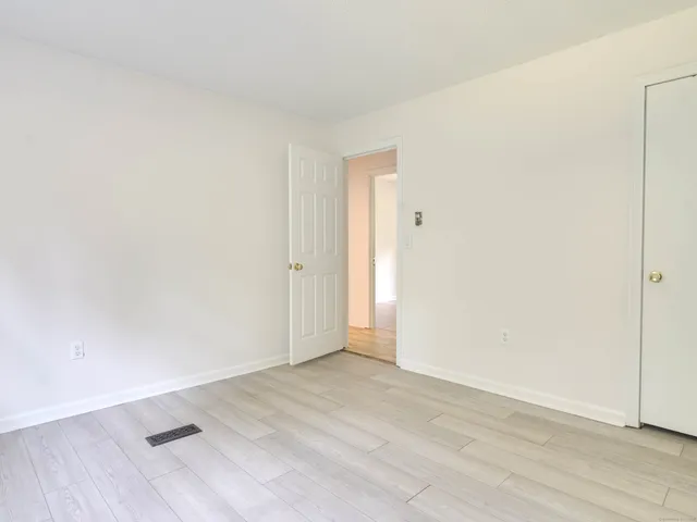 $290,000 | 242 Herrick Road, Brooklyn, CT 06234