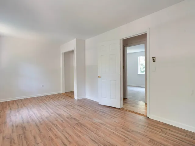 $290,000 | 242 Herrick Road, Brooklyn, CT 06234