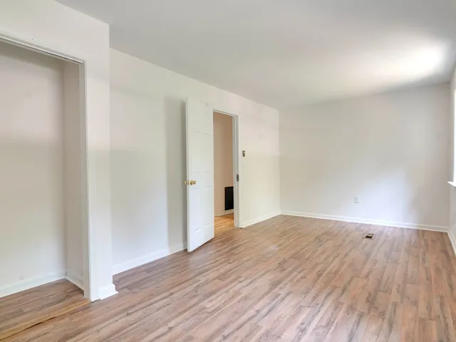 $290,000 | 242 Herrick Road, Brooklyn, CT 06234