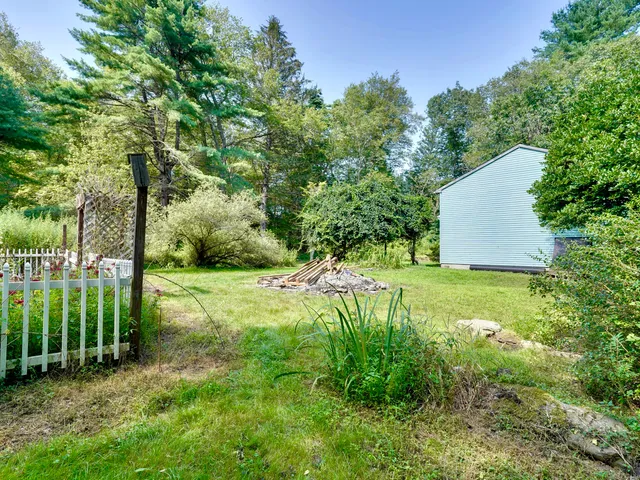 $290,000 | 242 Herrick Road, Brooklyn, CT 06234