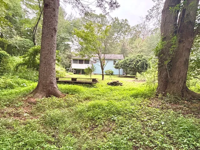 $290,000 | 242 Herrick Road, Brooklyn, CT 06234