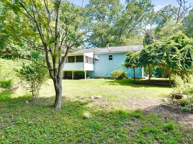 $290,000 | 242 Herrick Road, Brooklyn, CT 06234