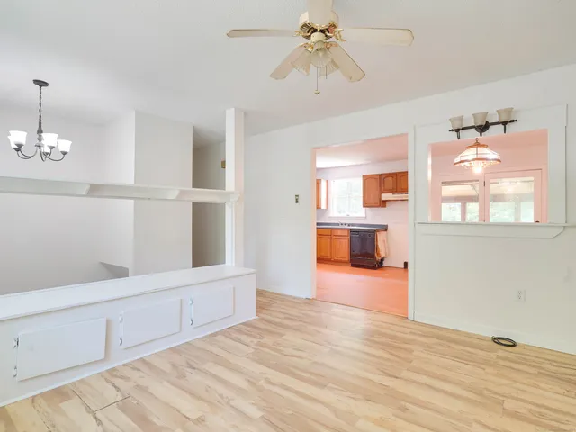 $290,000 | 242 Herrick Road, Brooklyn, CT 06234