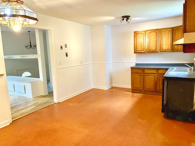 $290,000 | 242 Herrick Road, Brooklyn, CT 06234