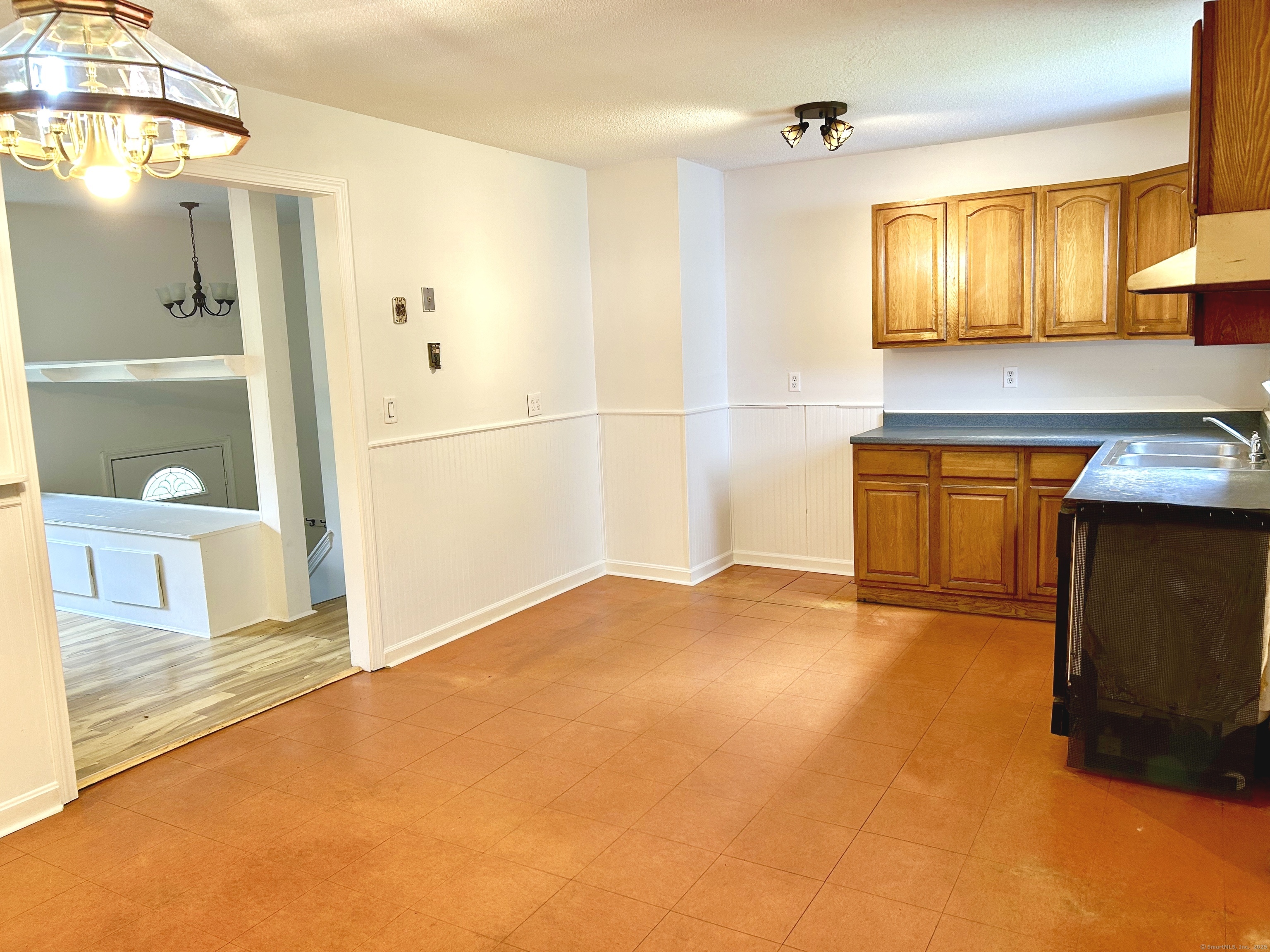 242 Herrick Road Brooklyn, CT 06234 - Photo 10 of 32