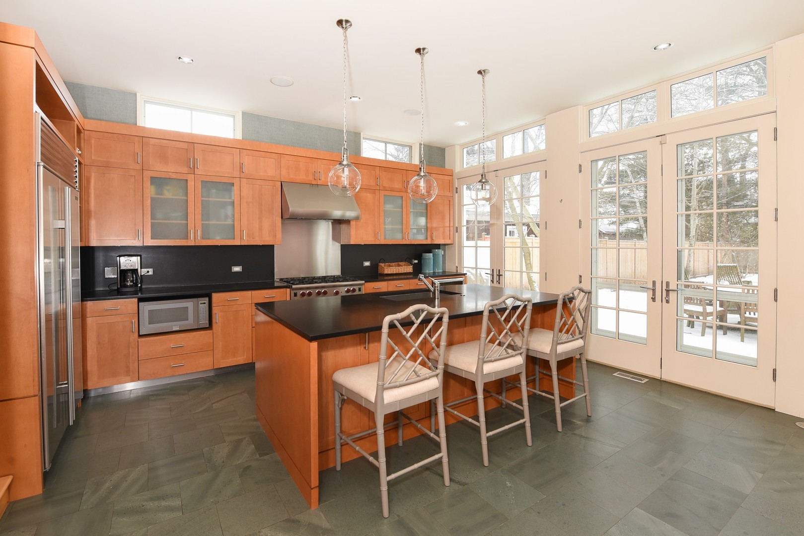 377 Sunset Road Winnetka, IL 60093 - Photo 13 of 42