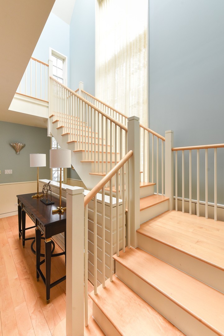 377 Sunset Road Winnetka, IL 60093 - Photo 18 of 42