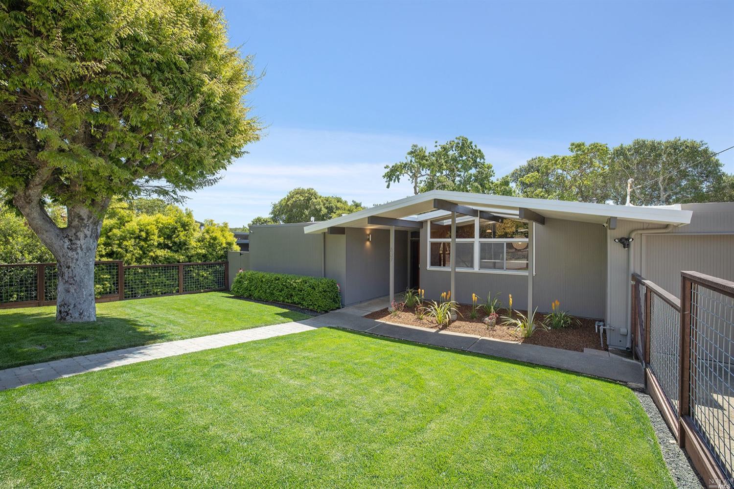637 Idylberry Road San Rafael, CA 94903 - Photo 1 of 1 Gallery Image 1
