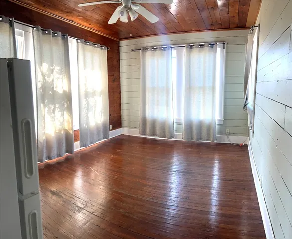 $950 | 703 West 11th Street, Unit 6, Austin, TX 78701