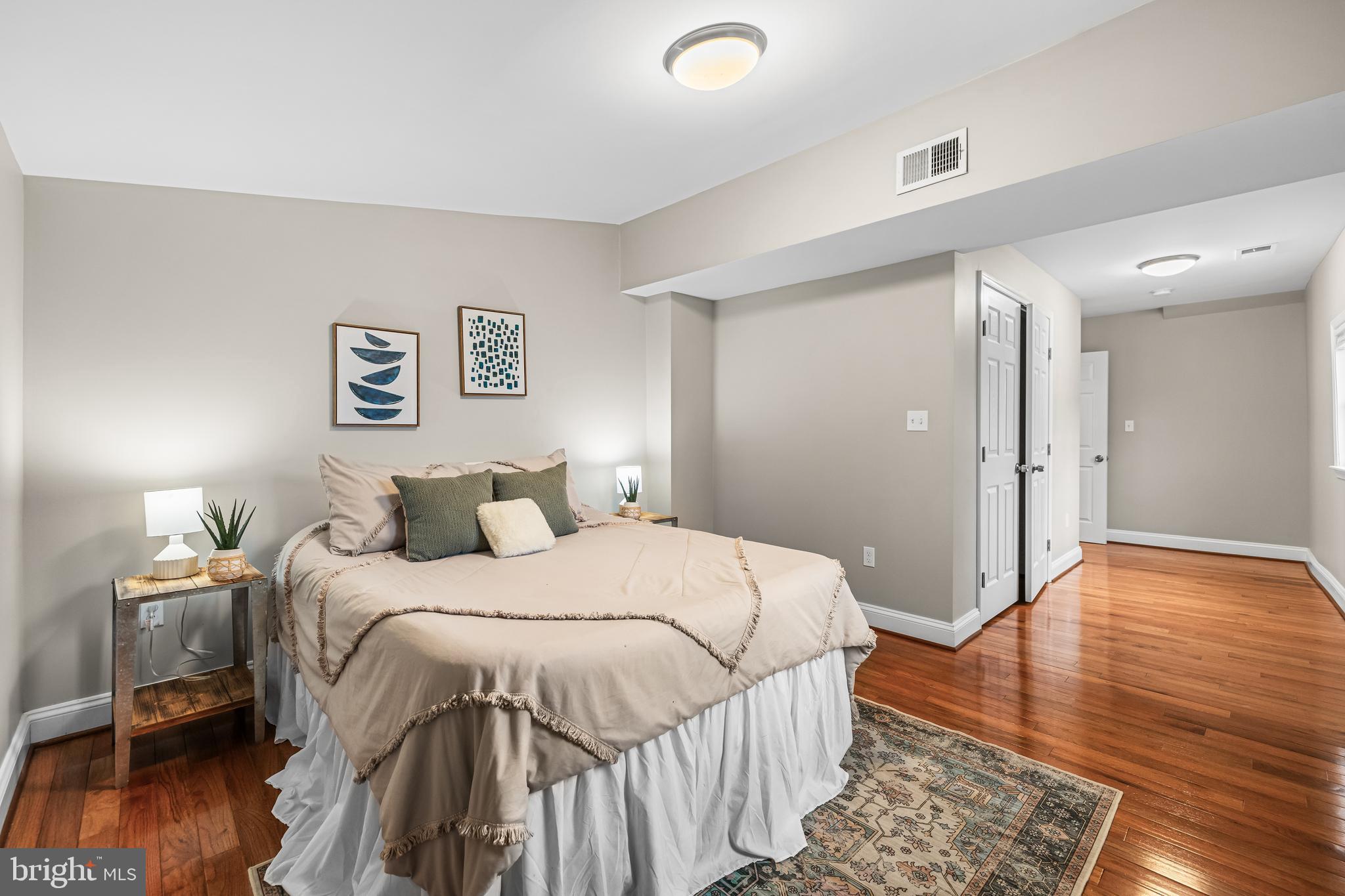 904 Oakleigh Beach Road Baltimore, MD 21222 - Photo 15 of 29 Main Level Primary Bedroom
