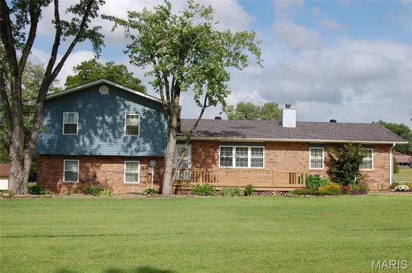 $199,900 | 1393 Whispering Pine Drive, Poplar Bluff, MO 63901