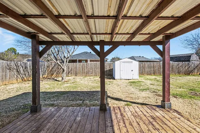 $1,750 | 1307 Lynnwood Drive, Cleburne, TX 76033