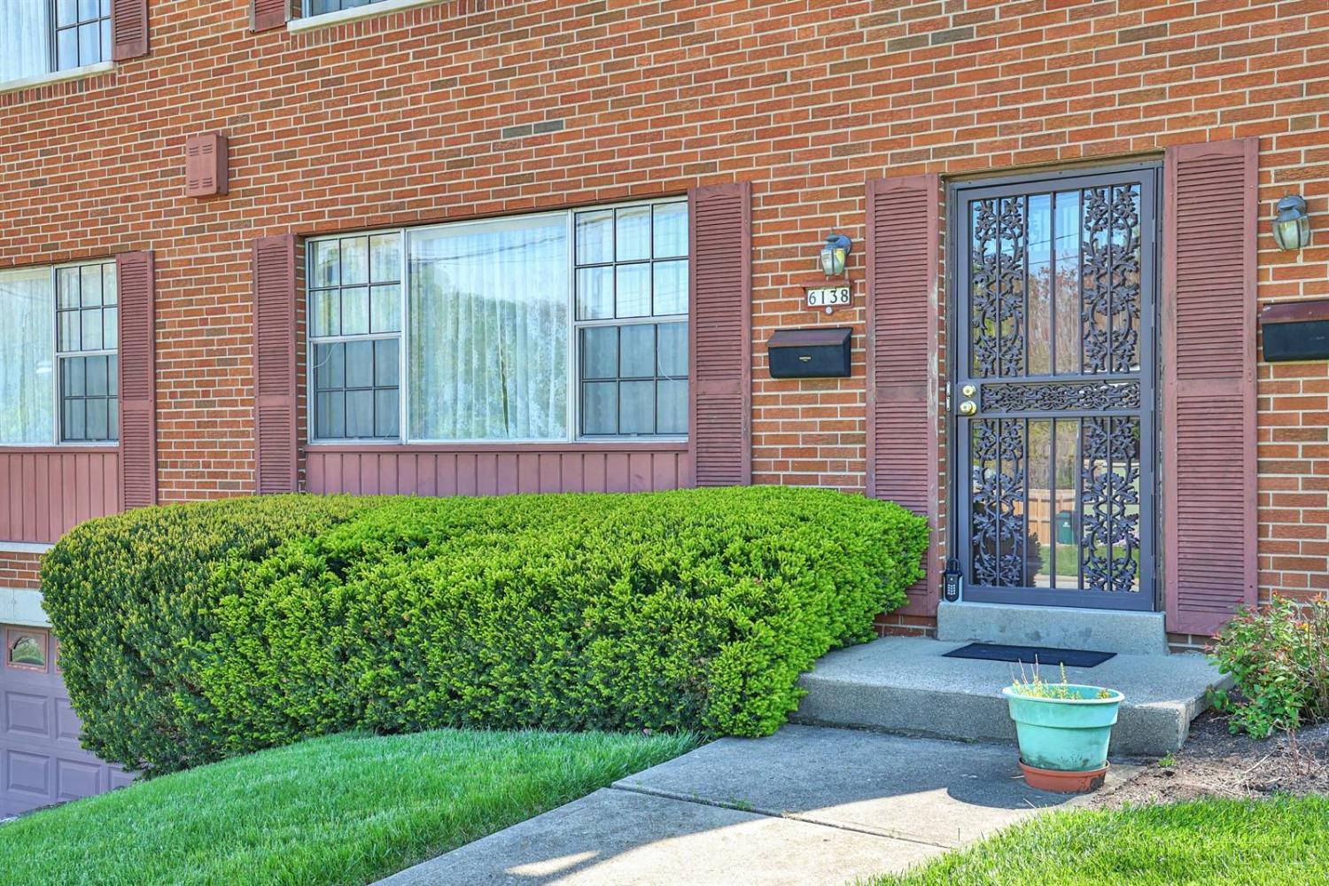 6138 Red Bank Road Cincinnati, OH 45213 - Photo 3 of 31 Gallery Image 3