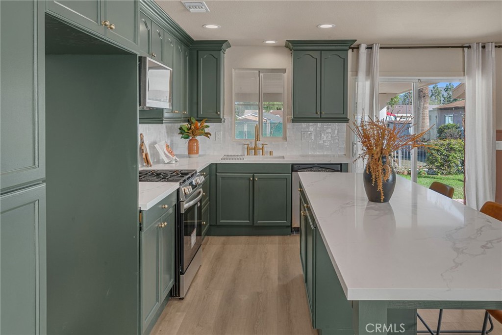 2057 Down Street Riverside, CA 92507 - Photo 16 of 52