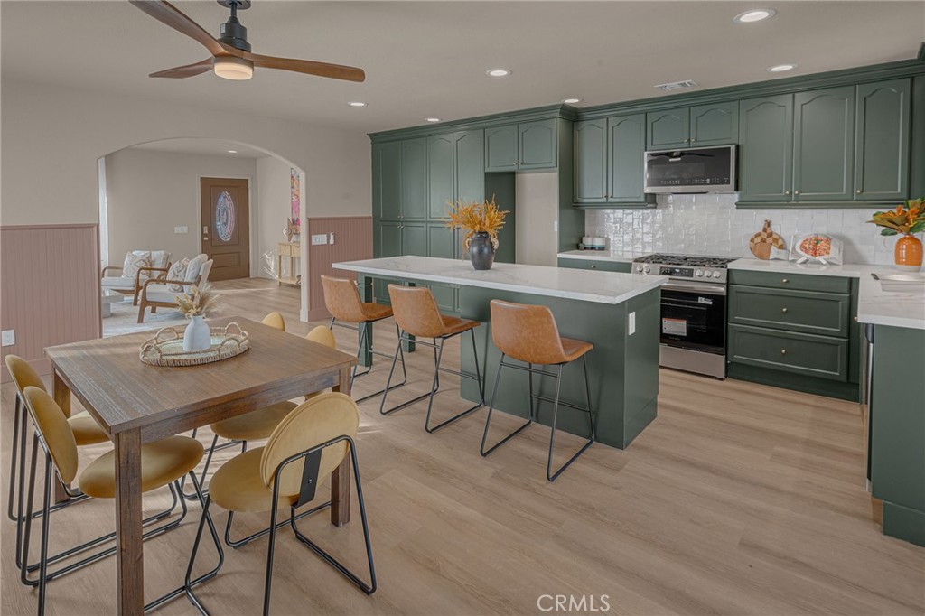 2057 Down Street Riverside, CA 92507 - Photo 18 of 52