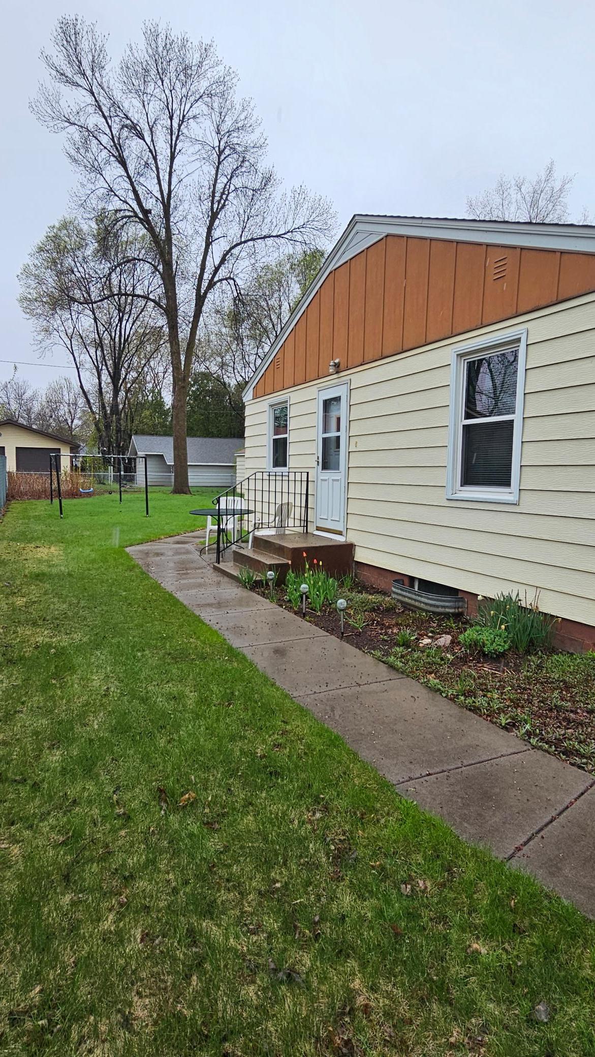 339 28th Avenue North St. Cloud, MN 56303 - Photo 2 of 21