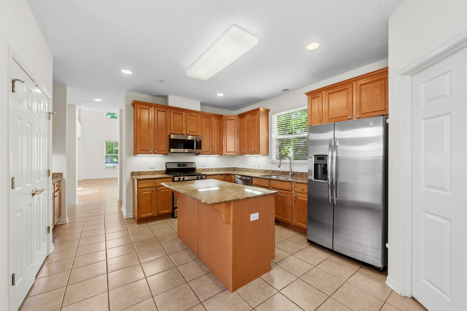 1925 Brentwood Road Northbrook, IL 60062 - Photo 11 of 31