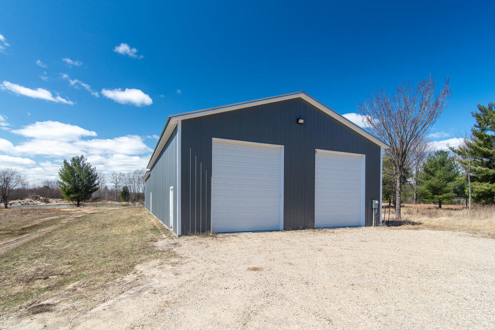 2055 Darylnn Lake Road Lupton, MI 48635 - Photo 6 of 26 6
