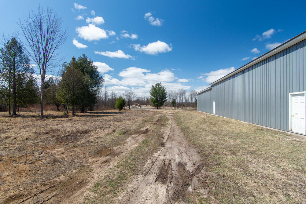 2055 Darylnn Lake Road Lupton, MI 48635 - Photo 8 of 26 8