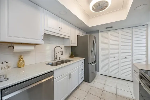 $294,500 | 3036 Kings Lake Boulevard, Unit 7564, Naples, FL 34112