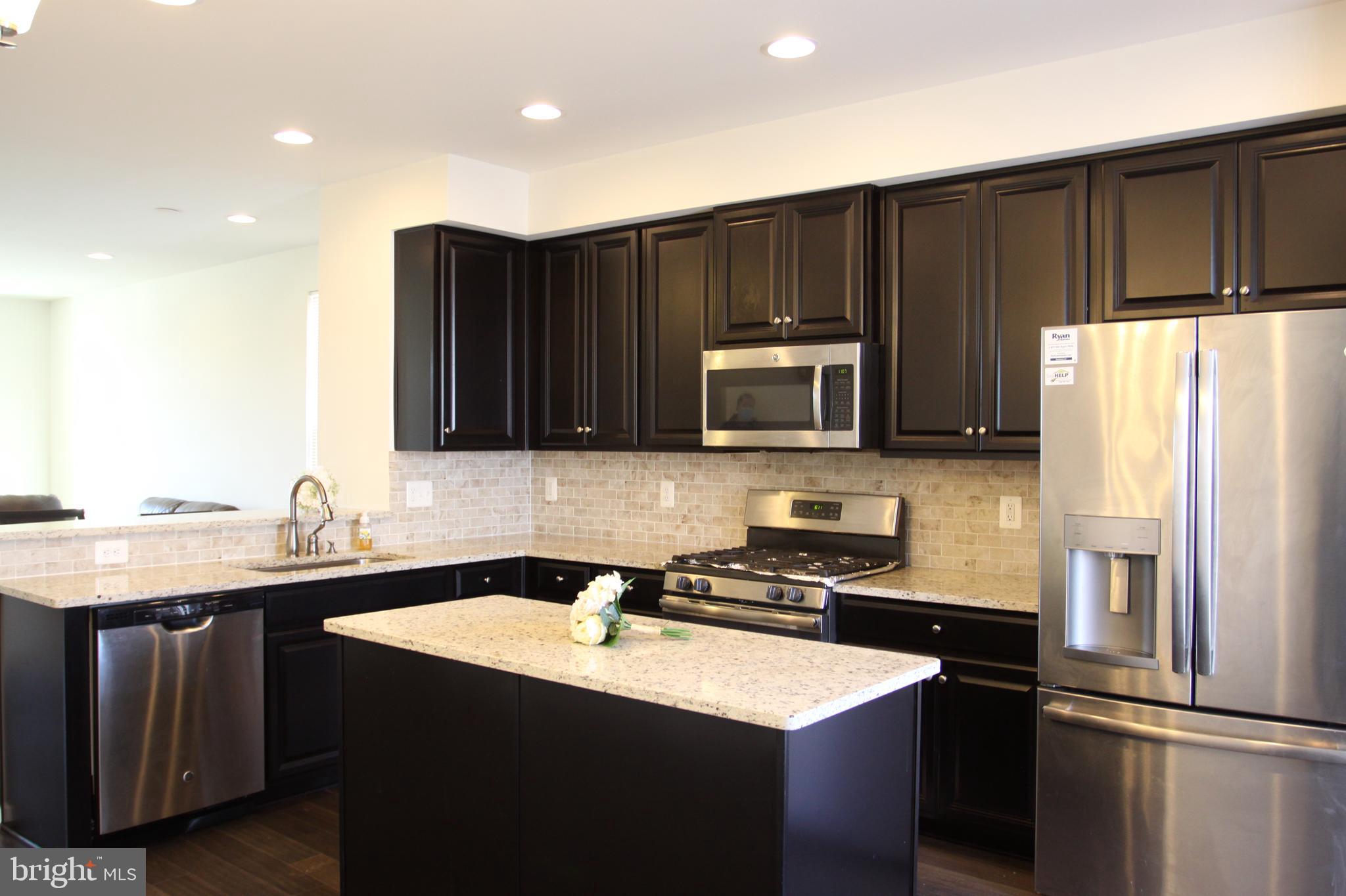 1750 Featherstone Road Woodbridge, VA 22191 - Photo 5 of 19 Gallery Image 5