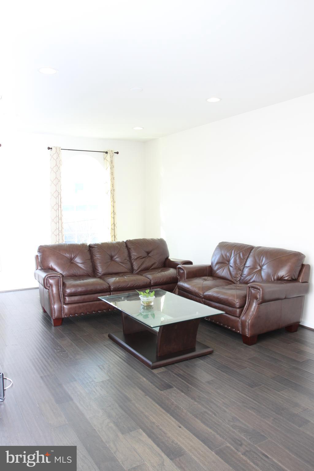 1750 Featherstone Road Woodbridge, VA 22191 - Photo 7 of 19 Gallery Image 7