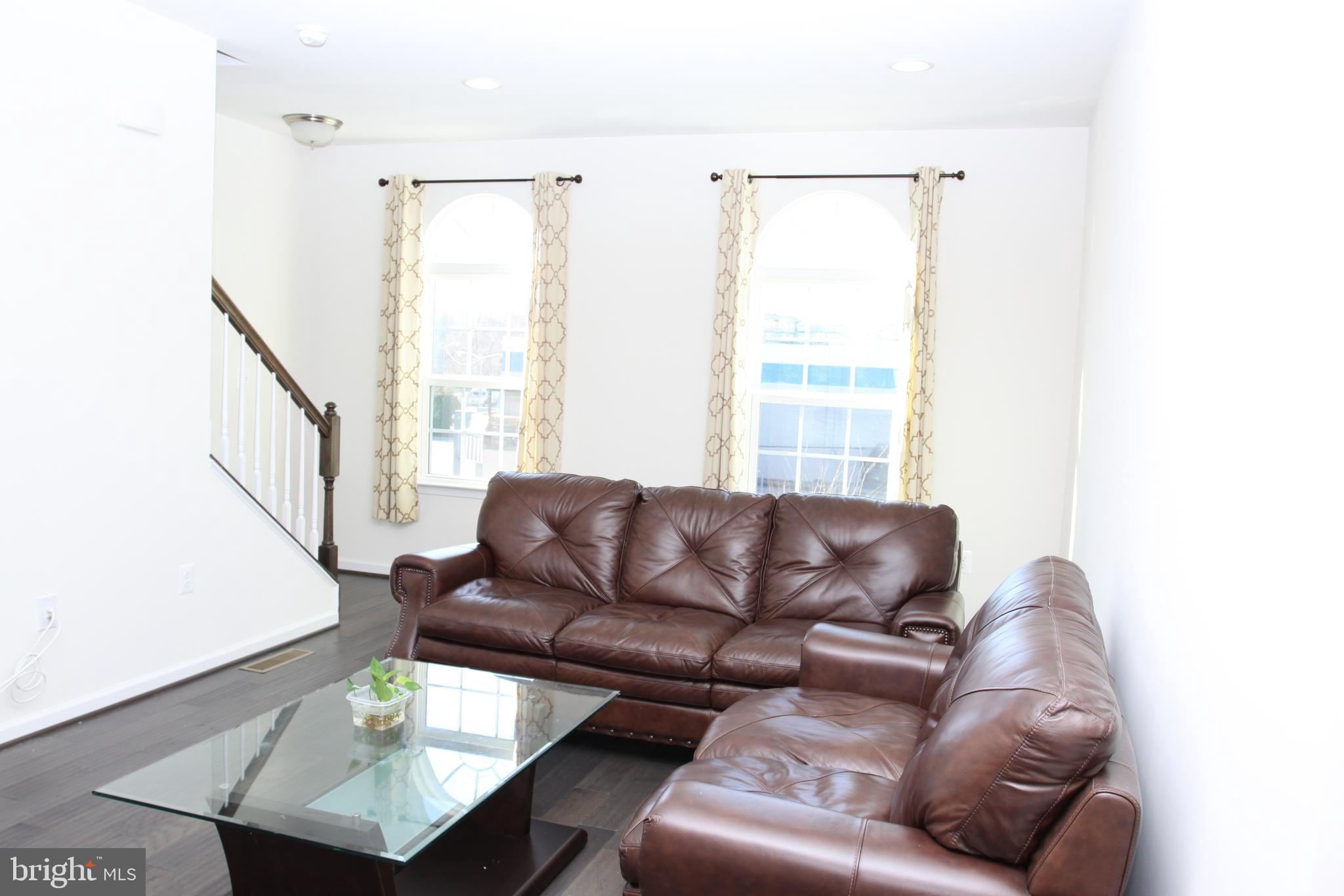 1750 Featherstone Road Woodbridge, VA 22191 - Photo 8 of 19 Gallery Image 8