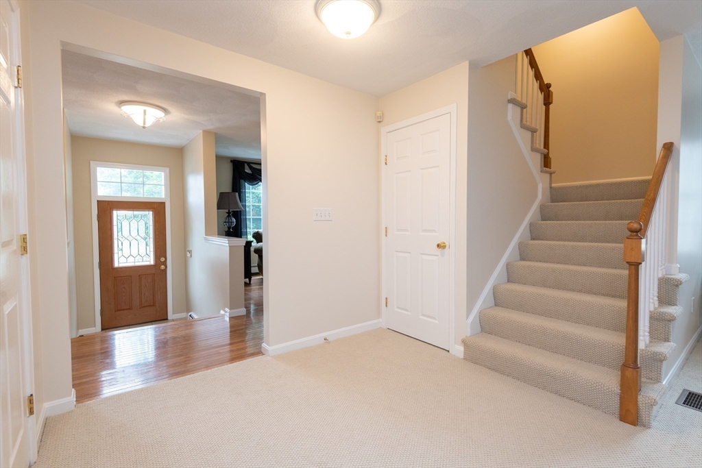 43 Ellen Road Stoneham, MA 02180 - Photo 21 of 42 Gallery Image 21