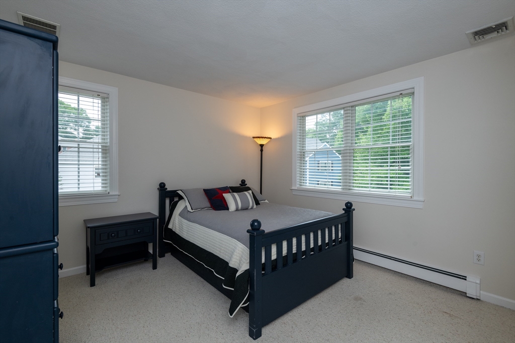 43 Ellen Road Stoneham, MA 02180 - Photo 24 of 42 Gallery Image 24