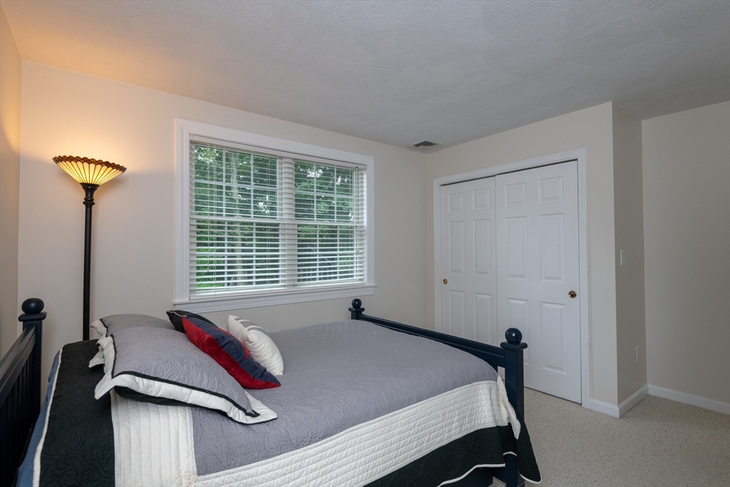 43 Ellen Road Stoneham, MA 02180 - Photo 25 of 42 Gallery Image 25