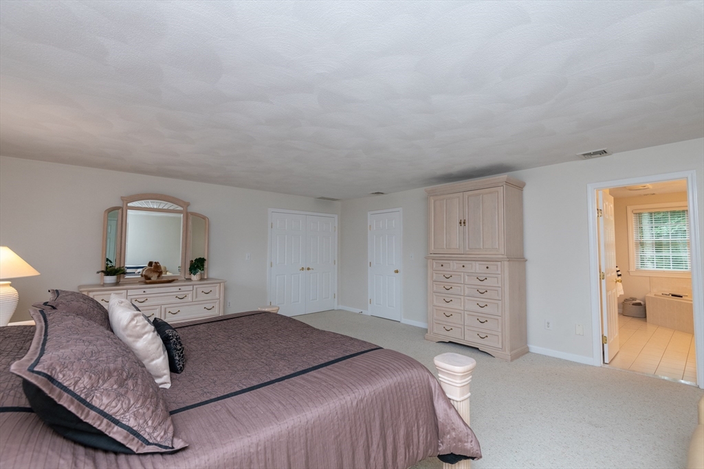 43 Ellen Road Stoneham, MA 02180 - Photo 29 of 42 Gallery Image 29