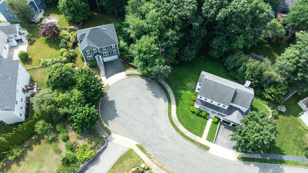 43 Ellen Road Stoneham, MA 02180 - Photo 3 of 42 Gallery Image 3