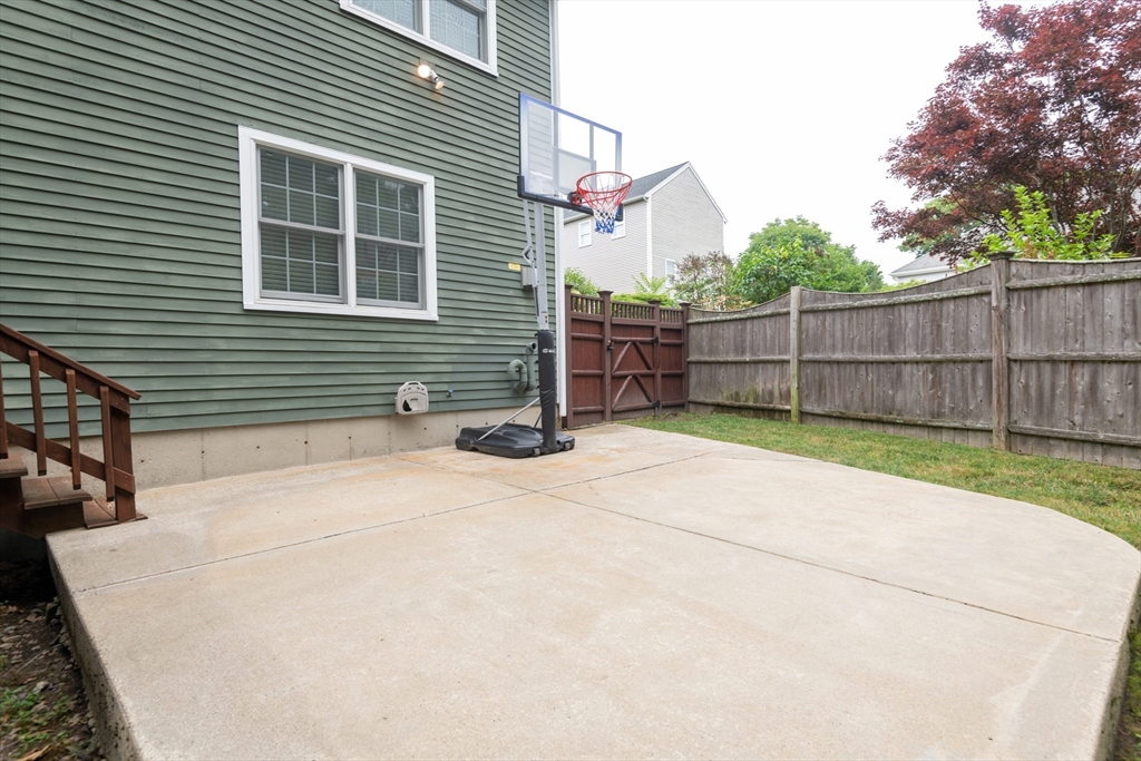 43 Ellen Road Stoneham, MA 02180 - Photo 40 of 42 Gallery Image 40
