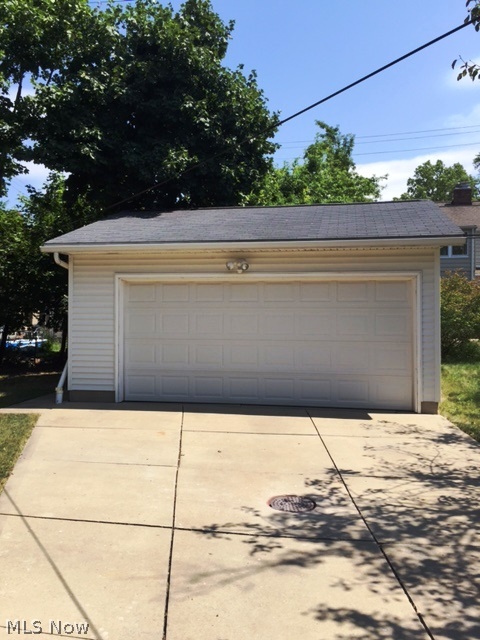1393 Winston Road Cleveland, OH 44121 - Photo 9 of 9