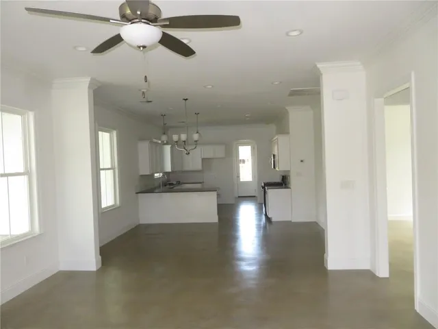 $2,450 | 104 Kingston Court, New Orleans, LA 70131